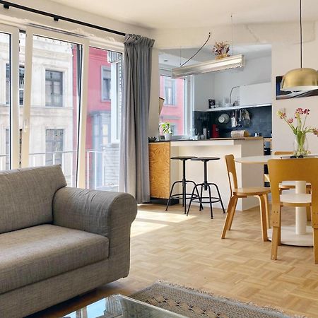 Trendy & Sunny Apartment In Гент Экстерьер фото