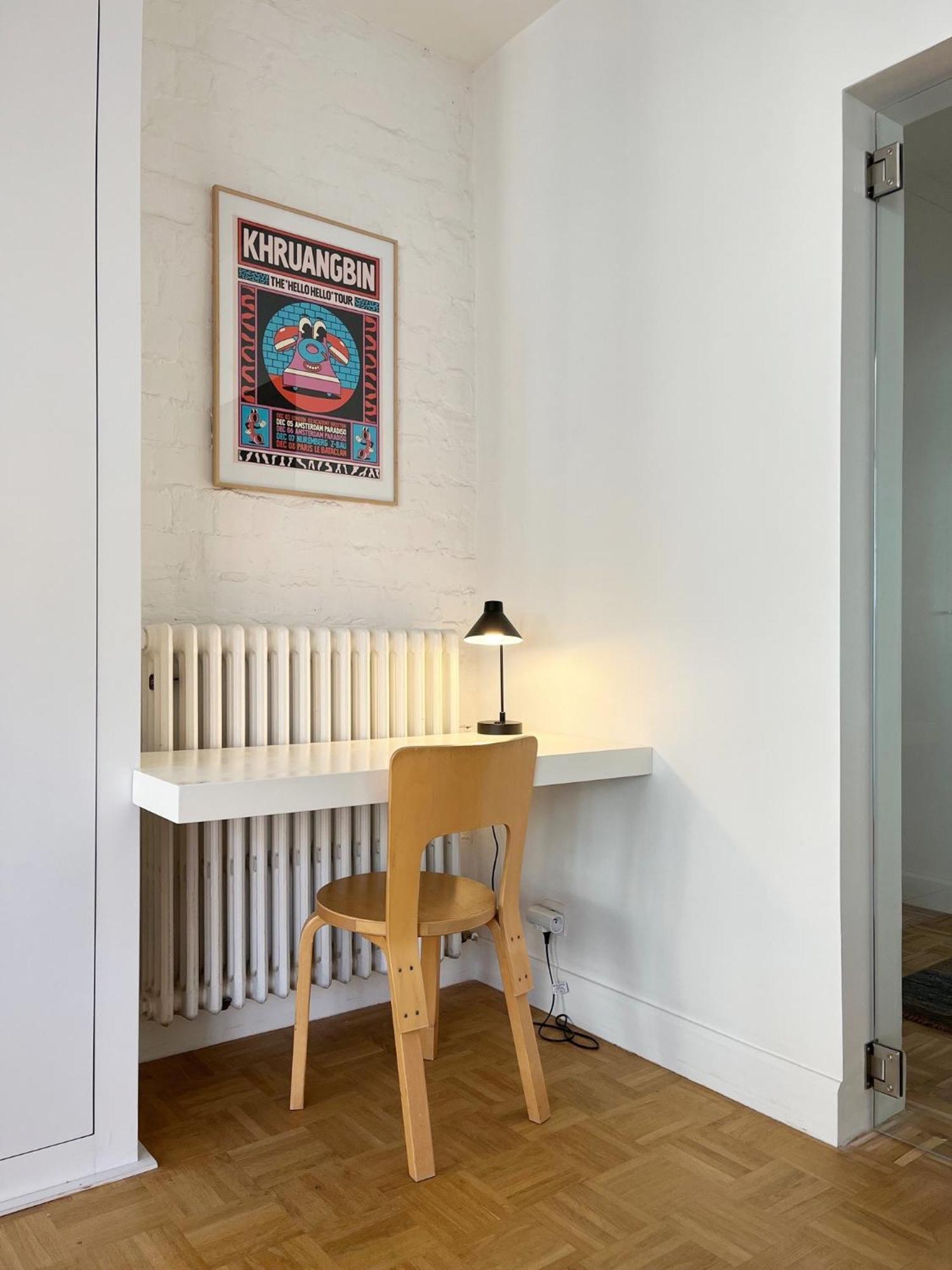 Trendy & Sunny Apartment In Гент Экстерьер фото